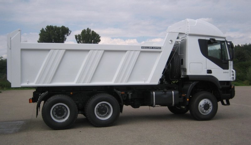 dumper-truck-6x6